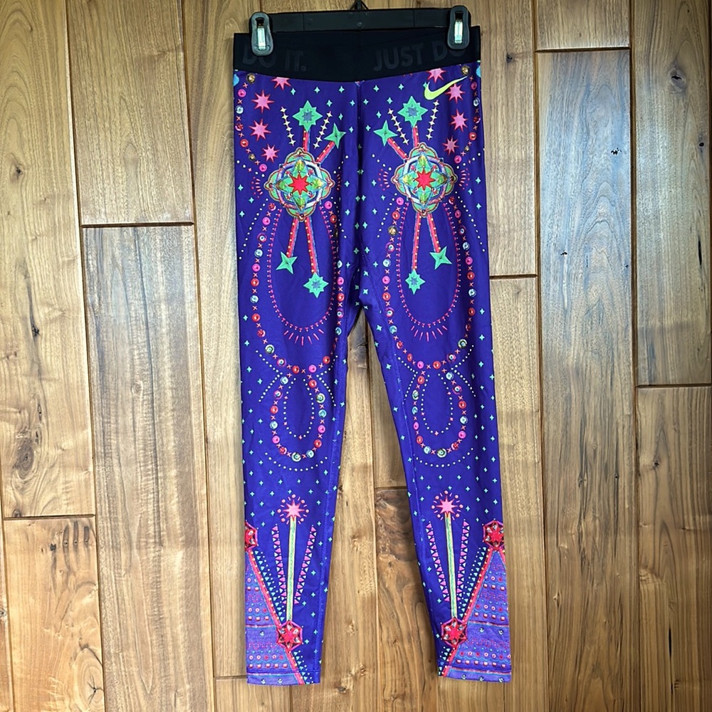 Nike Printed Leggings Size Small
